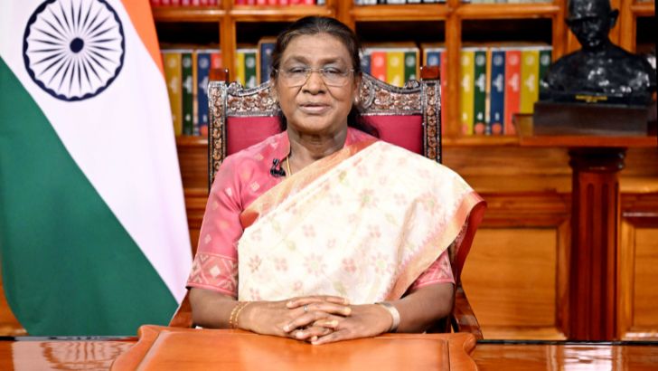 https://www.salarnews.in/public/uploads/images/newsimages/maannewsimage22082025_220850_Prez Murmu .jpg